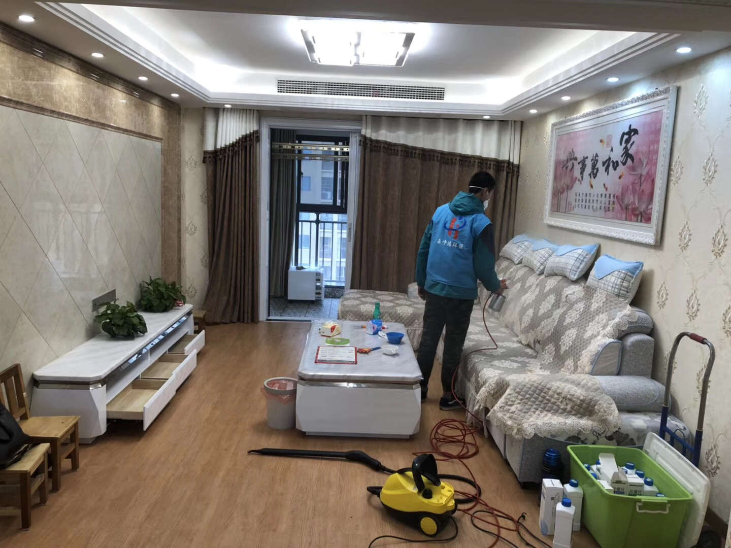 1516959025936844.jpg 武漢市嘉凈鴻環(huán)保科技有限公司